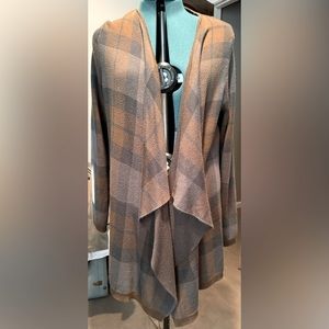 Torrid SZ 2 Outlander Sweater